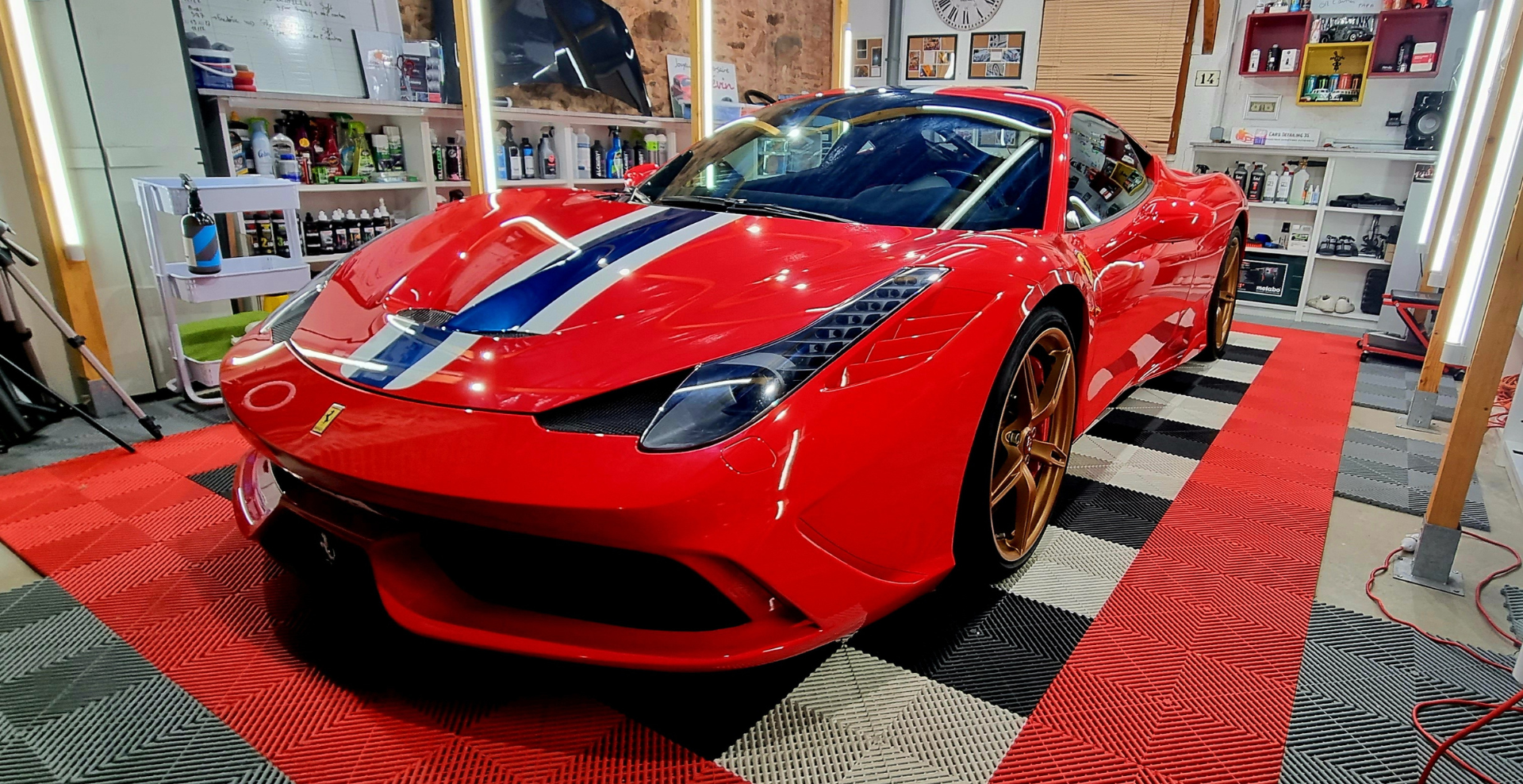 Nettoyage et detailing automobile à Rives-du-Couesnon